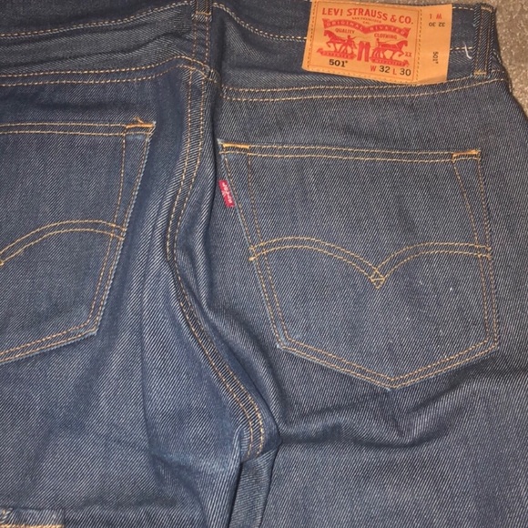 Levi’s - Picture 5 of 5